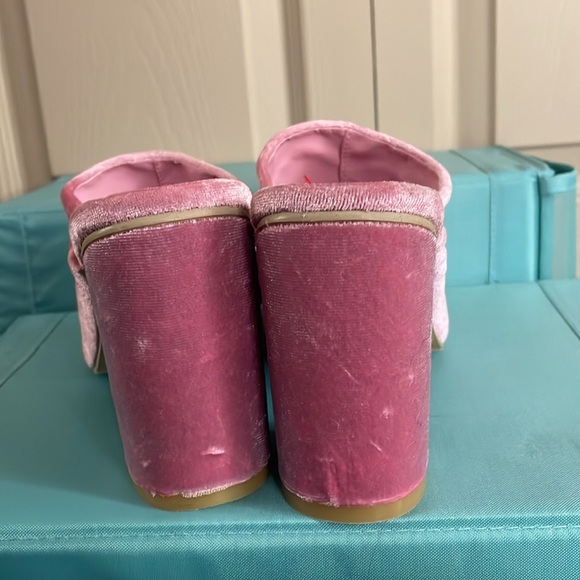 IRON FIST Slide Sandle Block Heels Pink & Red Vegan Velvet Mules, size 8 - Picture 5 of 7